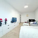 Lägenhet Classy - - Chylonska Gdynia