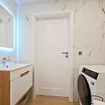Classy - - Chylonska